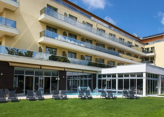 Mezokovesd Hotels