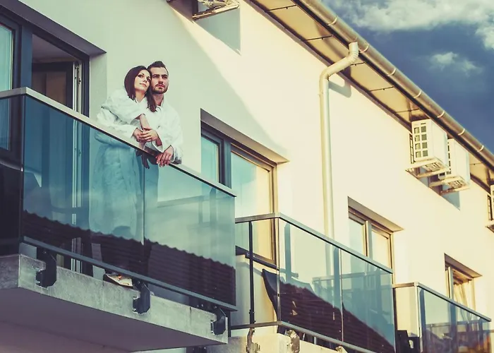 Sarvar Hotels