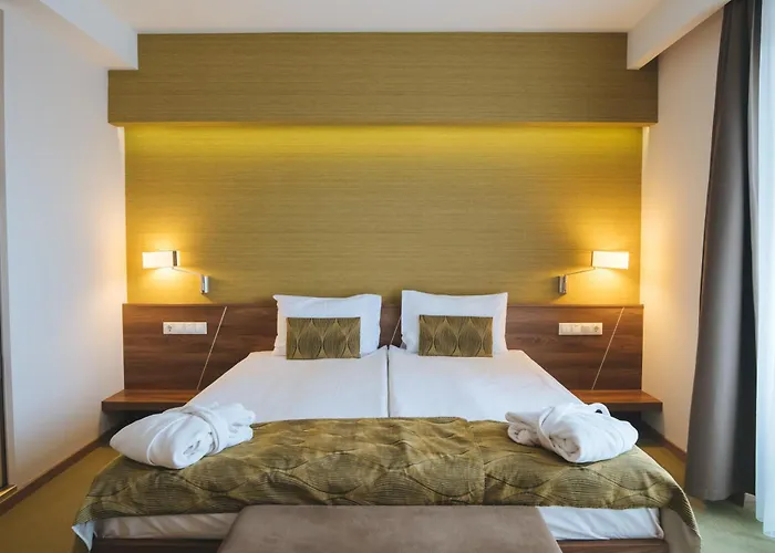 Eger hotels near Dobo Istvan