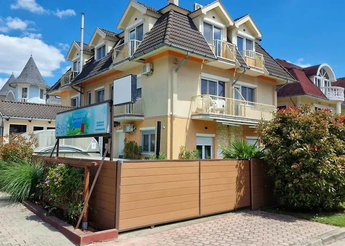 Napsugar Apartmanhaz Siofok