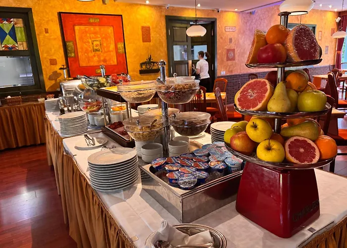 Budapest hotels near Buda Castle