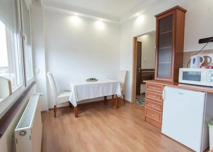 Tatabanya Hotels