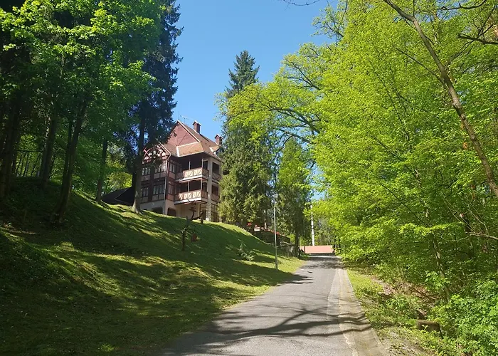 Telkibanya Hotels